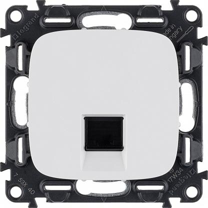 Розетка информационная одиночная RJ45 категория 5е UTP белая VALENA ALLURE 